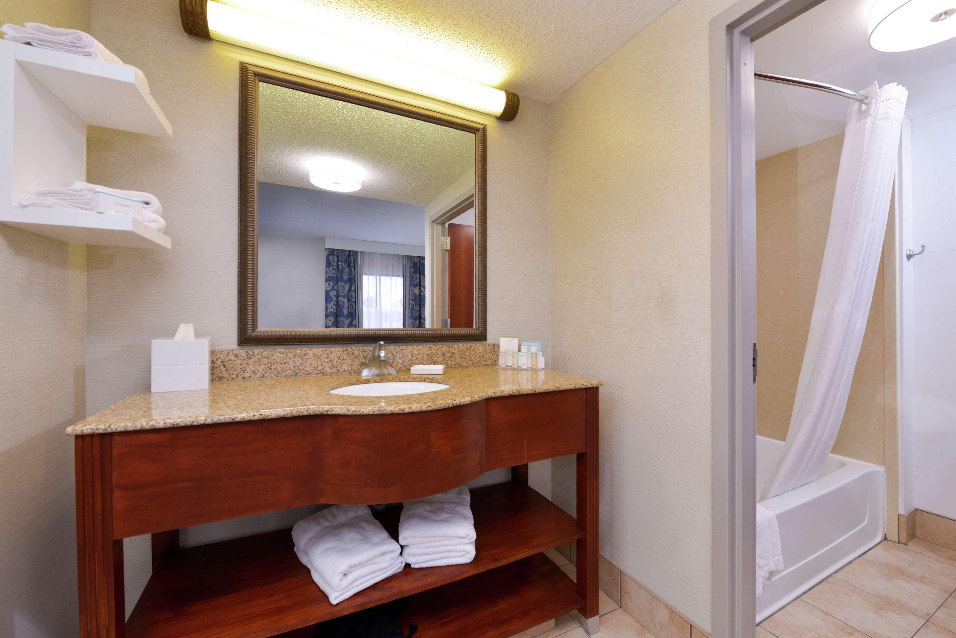 Hampton Inn & Suites Wilmington Exterior foto