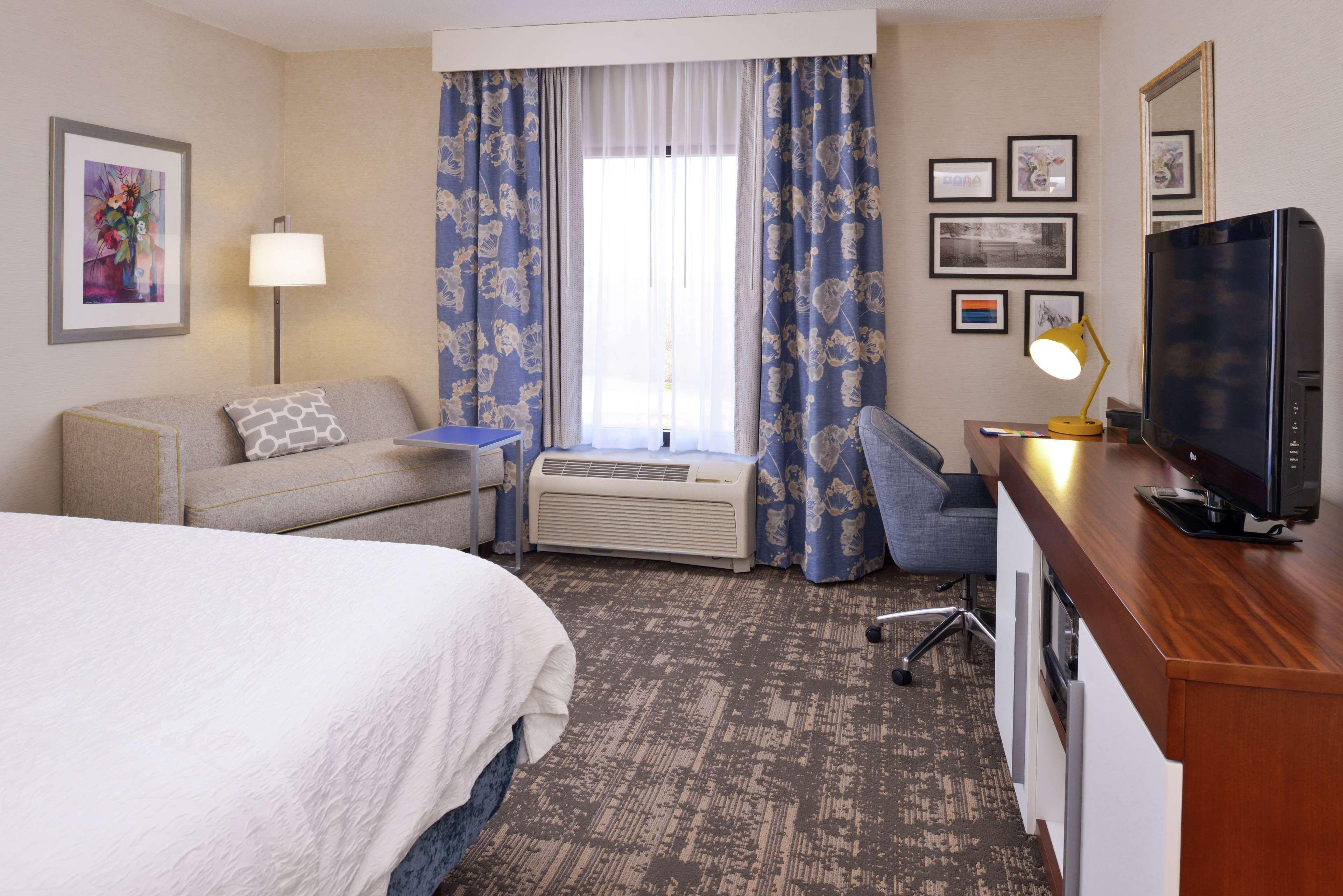Hampton Inn & Suites Wilmington Exterior foto