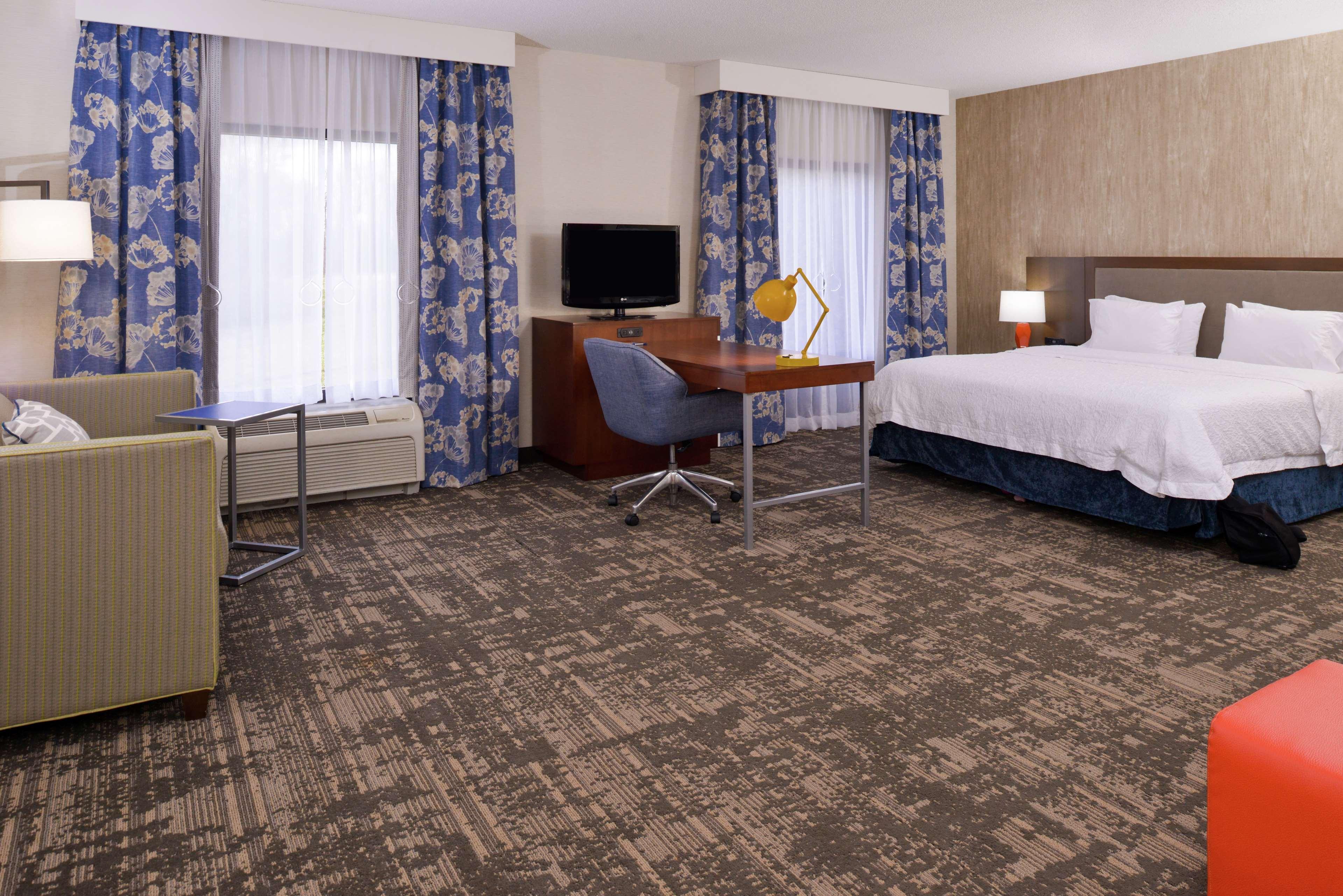 Hampton Inn & Suites Wilmington Exterior foto